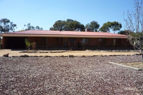 2 Albert St, St Arnaud, VIC 3478