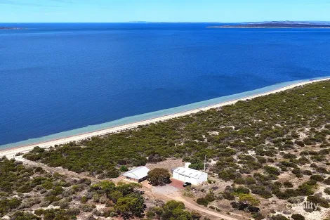 2/1942 Lincoln Hwy, Louth Bay, SA 5607