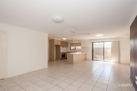 Property photo of 2/28 J Hickey Avenue Clinton QLD 4680