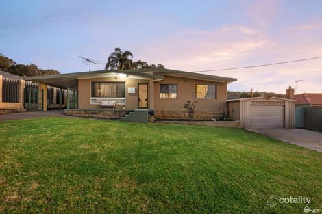 Property photo of 16 Travers Gardens Kelmscott WA 6111