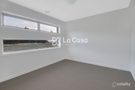 Property photo of 4 Turbayne Crescent Forde ACT 2914