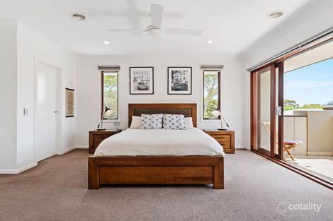 Property photo of 7 Gunyong Creek Lane Mount Eliza VIC 3930