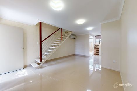 Property photo of 4/14 Savage Street Wandal QLD 4700