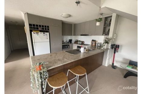 Property photo of 37/2 Geraldton Drive Varsity Lakes QLD 4227
