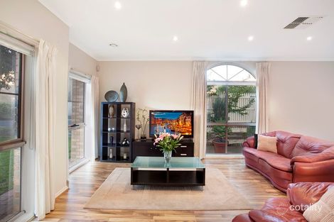 Property photo of 11 Sunrise Crescent Templestowe Lower VIC 3107