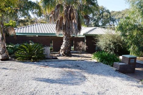 Property photo of 63 Doctors Road Morphett Vale SA 5162