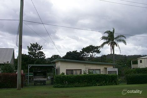 Property photo of 16 Oxley Parade Dunwich QLD 4183