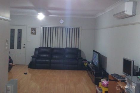 Property photo of 5/6-8 Gilba Road Pendle Hill NSW 2145