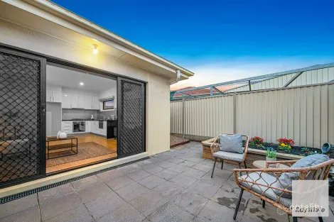 Property photo of 3/53 Saratoga Crescent Keilor Downs VIC 3038