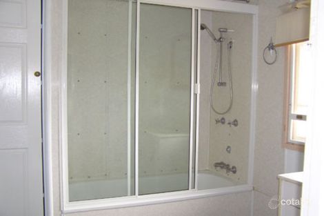 2 Mylne St, West Gladstone, QLD 4680