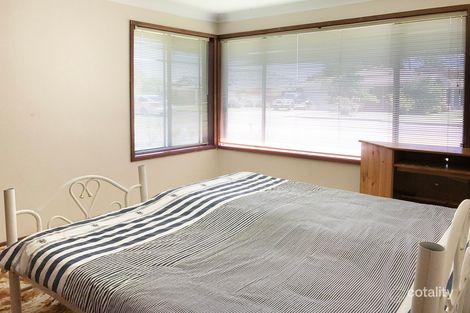 Property photo of 34 Yuroka Crescent St Georges Basin NSW 2540