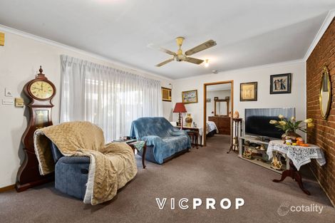 Property photo of 8 Melia Court Werribee VIC 3030