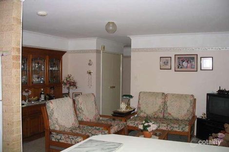 Property photo of 10 Manila Place Warnbro WA 6169
