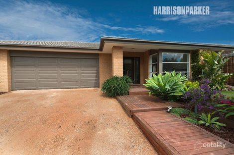 Property photo of 25 Healesville Loop Craigieburn VIC 3064