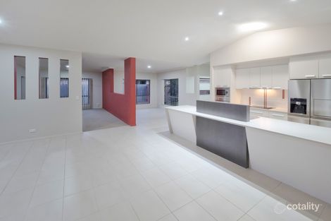 Property photo of 13 Pembridge Circuit Urraween QLD 4655