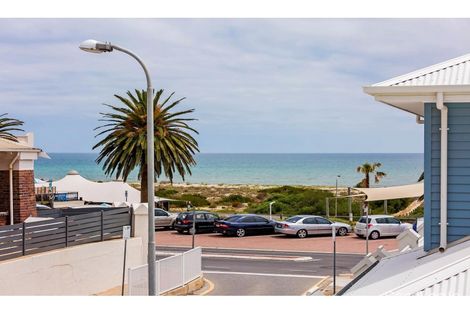 Property photo of 10 Esplanade Semaphore South SA 5019