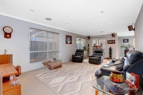 Property photo of 12 Hessing Green Caroline Springs VIC 3023
