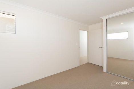 Property photo of 9 Dickerson Loop Hammond Park WA 6164