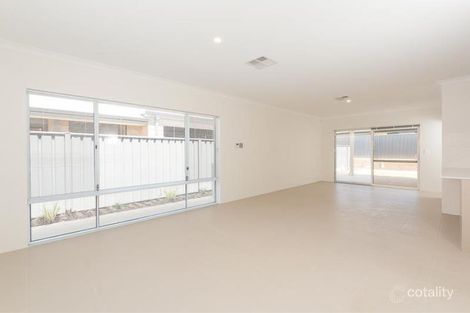 Property photo of 9 Dickerson Loop Hammond Park WA 6164