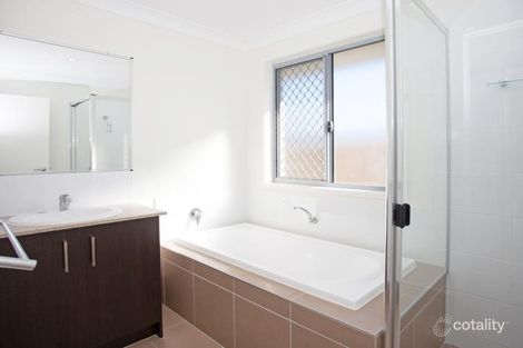 Property photo of 2/42 Fairway Drive Bakers Creek QLD 4740