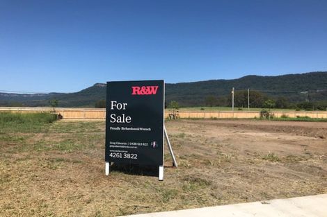 31 Acland Dr, Horsley, NSW 2530