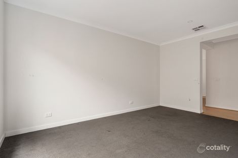 Property photo of 47 Gundagai Circuit Kalkallo VIC 3064