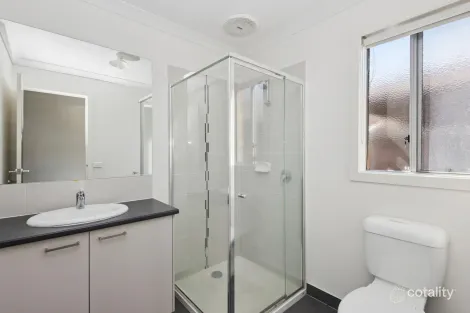 Property photo of 1 Yellowgum Drive Epsom VIC 3551