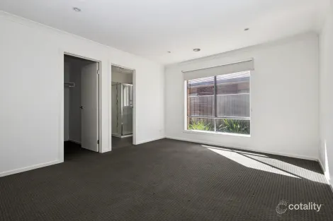 Property photo of 1 Yellowgum Drive Epsom VIC 3551