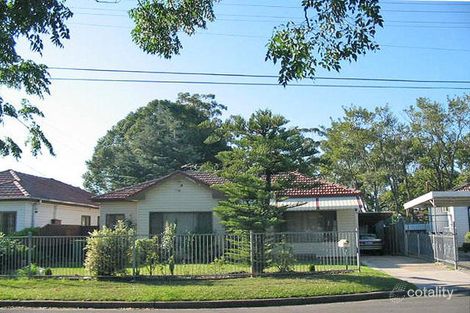 4 Dunrossil Ave, Fairfield East, NSW 2165
