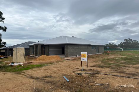 Property photo of 25 Grassmere Drive Murray Bridge SA 5253