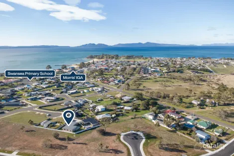 2/7 Amos Pl, Swansea, TAS 7190