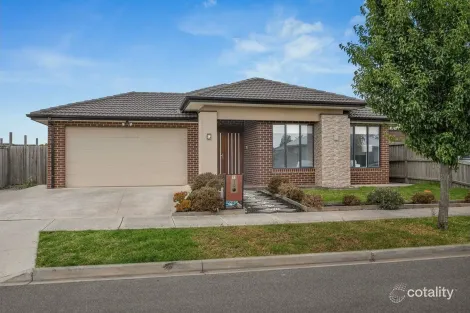 11 Canning Dr, Mickleham, VIC 3064