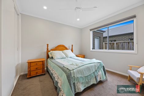 Property photo of 15 Avoca Place Moe VIC 3825
