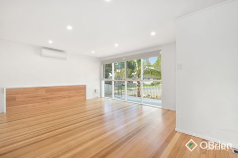 Property photo of 18 Berberis Crescent Frankston VIC 3199