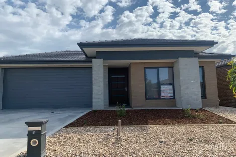 10 Bluff Ave, Weir Views, VIC 3338