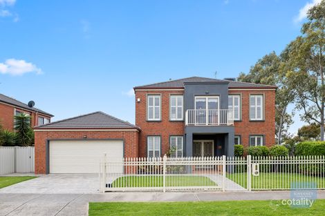 Property photo of 8 Hammersley Place Caroline Springs VIC 3023