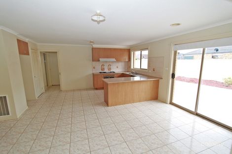 Property photo of 33 Pangbourne Avenue Harkness VIC 3337