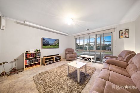 Property photo of 128 Racecourse Road North Pakenham VIC 3810