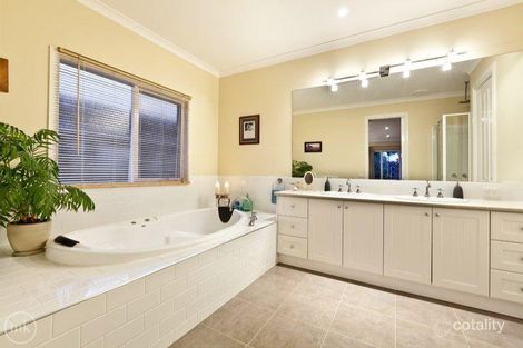 Property photo of 32 Corriedale Drive Doreen VIC 3754