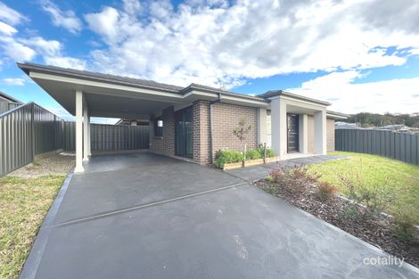 52 Melbourne Rd, Wadalba, NSW 2259