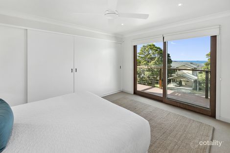 Property photo of 18 Rayner Avenue Narraweena NSW 2099