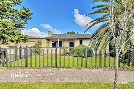 17 Leeds Ave, Northfield, SA 5085
