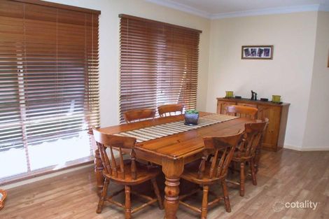 Property photo of 16 Tara Close Rowville VIC 3178