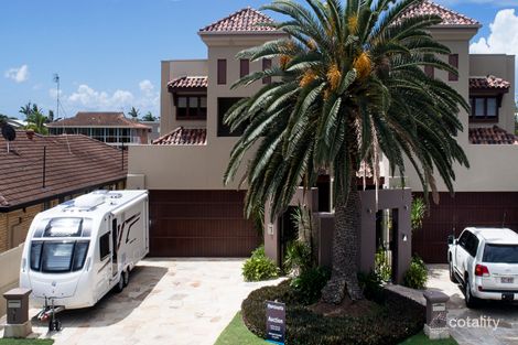 Property photo of 1/9 Huon Crescent Runaway Bay QLD 4216