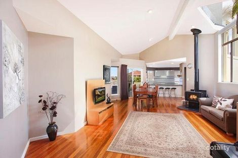 Property photo of 19 Mariners Way Port Macquarie NSW 2444