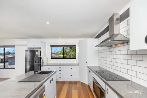 Property photo of 23 Holiday Parade Scarness QLD 4655