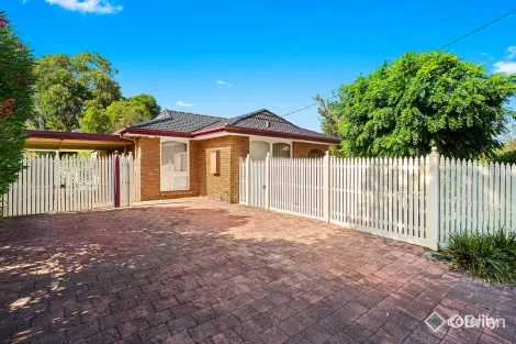 Property photo of 16 Bruce Drive Somerville VIC 3912