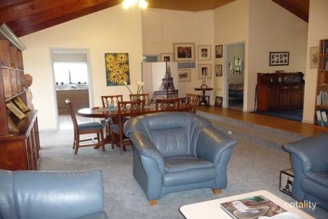 Property photo of 14 Bates Avenue Glen Innes NSW 2370