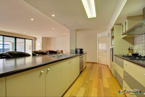 Property photo of 2 Pigeon Rise Geographe WA 6280