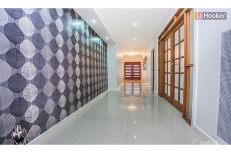 Property photo of 5 Biltmore Crescent Roxburgh Park VIC 3064